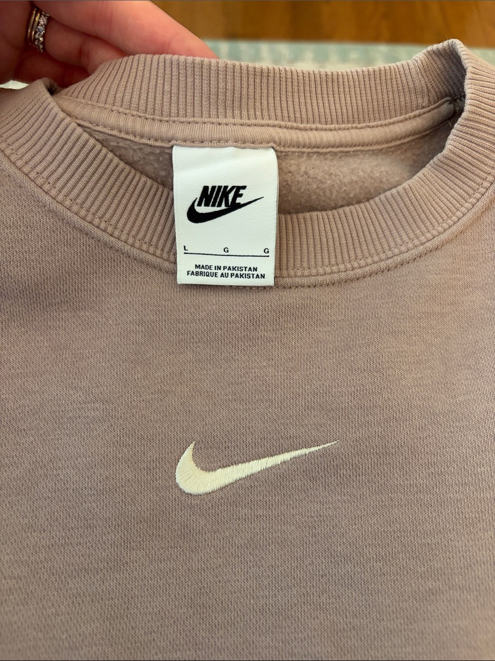 Nike Phoenix Fleece Oversized Crewneck and Short Set Dusty Purple - Picture 3 of 4